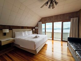 Depe Dene Lakeside Resort