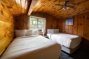 Depe Dene Lakeside Resort