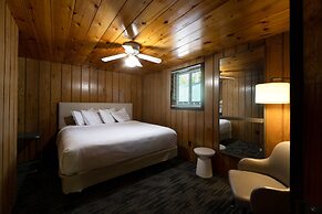 Depe Dene Lakeside Resort