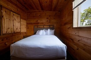 Depe Dene Lakeside Resort