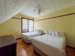 Depe Dene Lakeside Resort