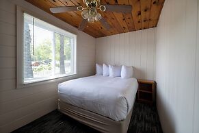 Depe Dene Lakeside Resort