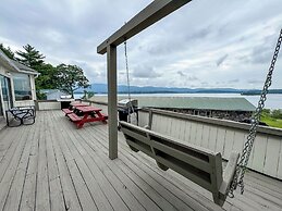 Depe Dene Lakeside Resort