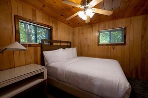 Depe Dene Lakeside Resort