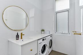 Aloha Central Platinum Apartments