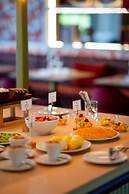 Legacy Hotel Cascais, Curio Collection By Hilton