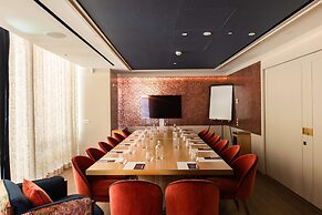 Legacy Hotel Cascais, Curio Collection By Hilton