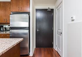 Entertainment District Suite