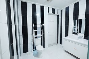 Snooze Hostel Malang