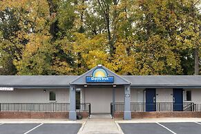 Days Inn by Wyndham Salisbury, NC