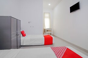 Super OYO Capital O 90342 Kemang Garden