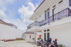 Super OYO Capital O 90342 Kemang Garden