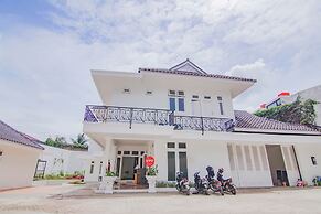 Super OYO Capital O 90342 Kemang Garden