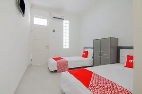 Super OYO Capital O 90342 Kemang Garden