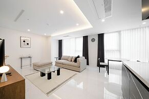 Le collective Gangnam SAC Signity