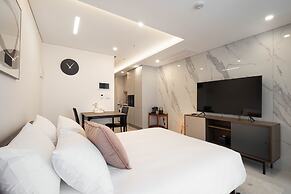 Le collective Gangnam SAC Signity