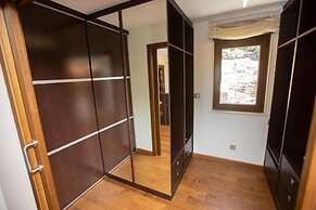 A Ballenera de Caneliñas