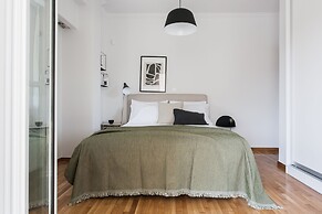 Remarkable 2BR Apartment in Paleo Faliro