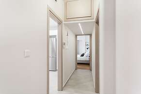 Remarkable 2BR Apartment in Paleo Faliro