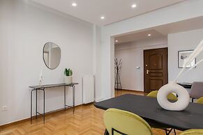 Remarkable 2BR Apartment in Paleo Faliro