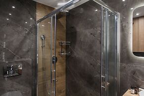 Remarkable 2BR Apartment in Paleo Faliro