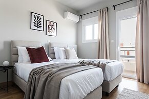 Celestial 3BR Apartment with Balcony