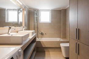 Celestial 3BR Apartment with Balcony