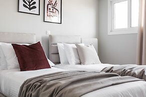 Celestial 3BR Apartment with Balcony