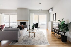 Celestial 3BR Apartment with Balcony