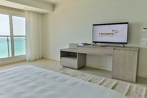 Triumph White Sands