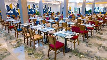 Saint Star Kemer - Adult Only +16