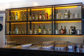 Saint Star Kemer - Adult Only +16