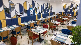 Saint Star Kemer - Adult Only +16