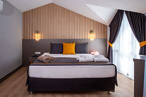 Saint Star Kemer - Adult Only +16