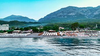Saint Star Kemer - Adult Only +16