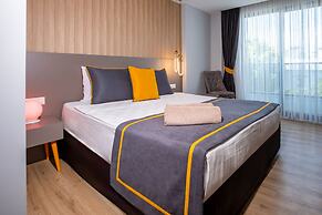 Saint Star Kemer - Adult Only +16