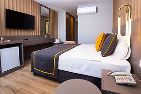 Saint Star Kemer - Adult Only +16