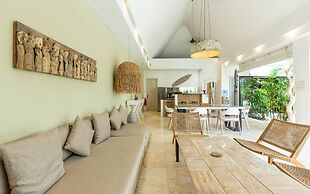 Trendy 3br Private Villa Seminyak
