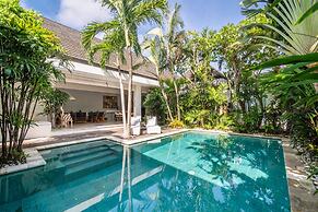 Trendy 3br Private Villa Seminyak