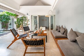 Trendy 3br Private Villa Seminyak