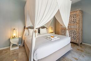 Trendy 3br Private Villa Seminyak
