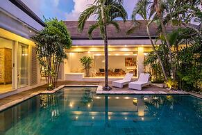 Trendy 3br Private Villa Seminyak