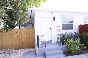 Douglas Rd Apartments