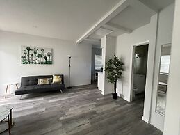 Douglas Rd Apartments