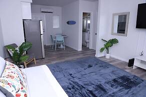 Douglas Rd Apartments