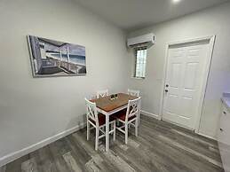 Douglas Rd Apartments