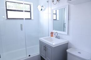 Douglas Rd Apartments