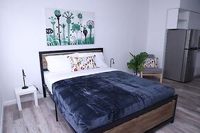 Douglas Rd Apartments