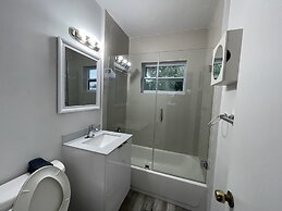 Douglas Rd Apartments