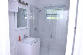 Douglas Rd Apartments